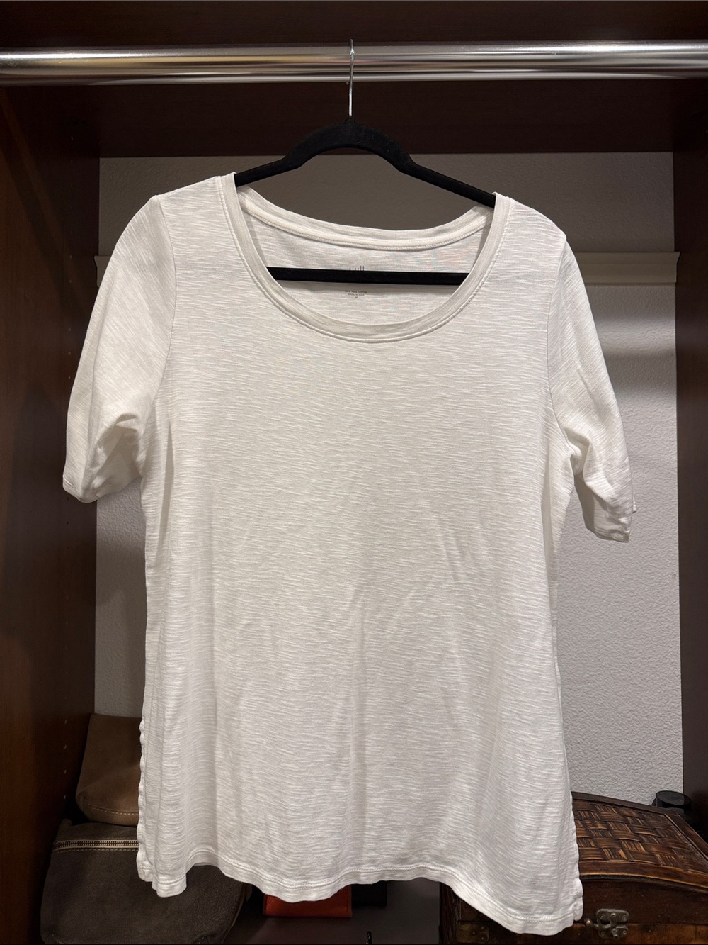 J Jill-Classic Women's White Scoop Neck Tee with elbow sleeves